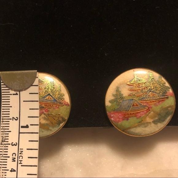 VTG 50s Satsuma Hand Painted Scenery Gold Ceramic Screw Back Earrings Japan 1.1” - Picture 3 of 6